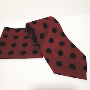 All Silk Handmade Italian Red Tie& Handkerchief Black Polka Dot 3.5wX55l #24R